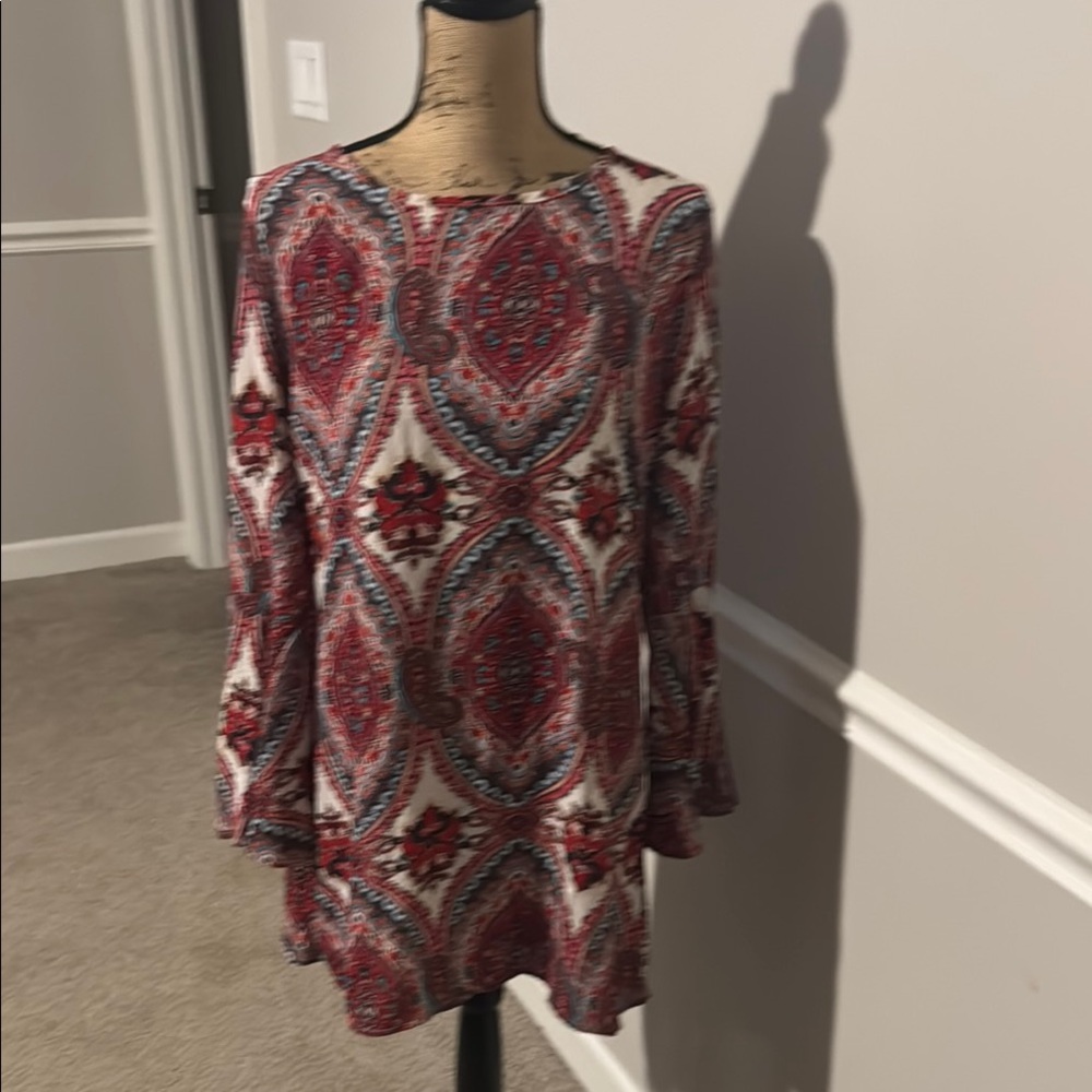 Hot Gal size medium Red and White Patterned Tunic